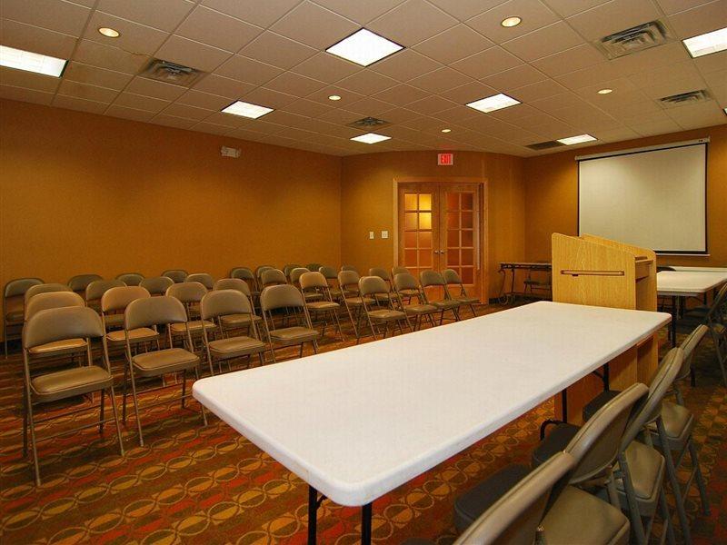 Baymont By Wyndham Indianapolis East Hotel Luaran gambar