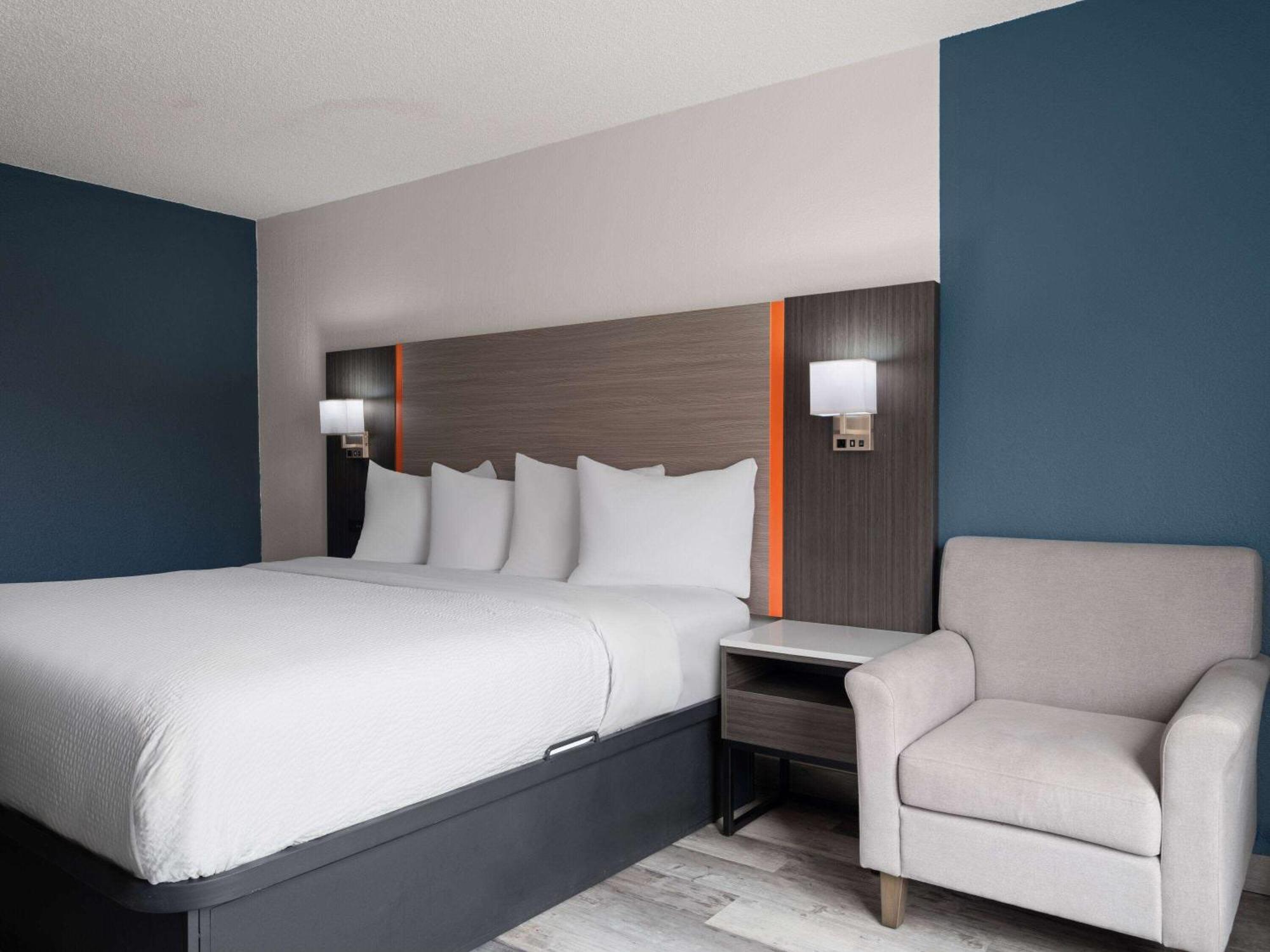 Baymont By Wyndham Indianapolis East Hotel Luaran gambar