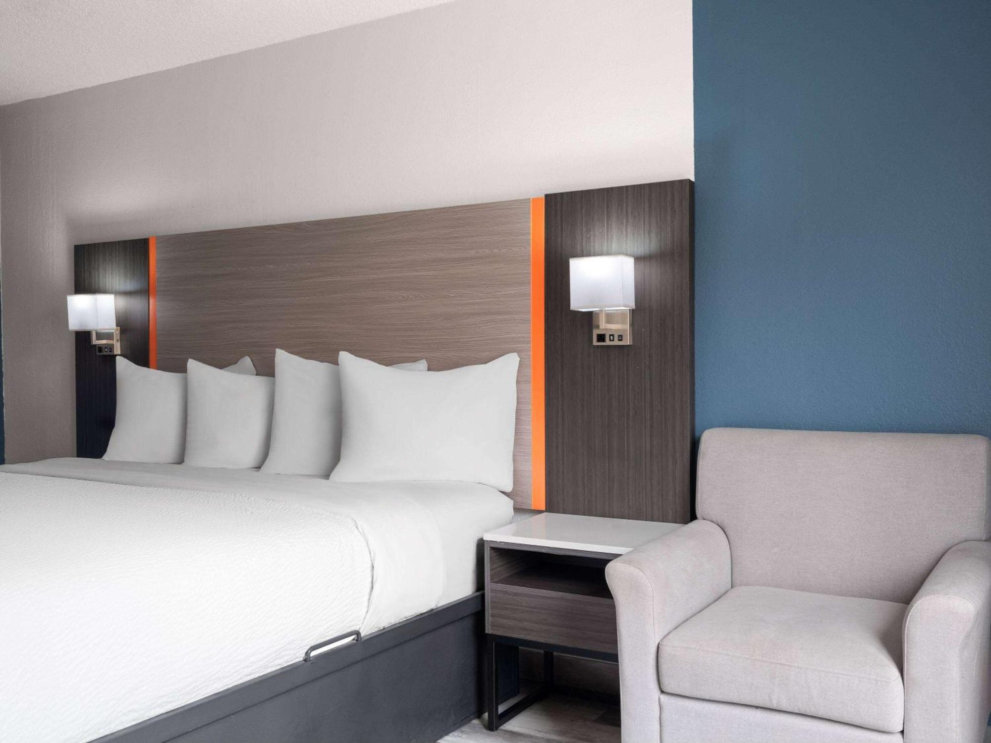 Baymont By Wyndham Indianapolis East Hotel Luaran gambar