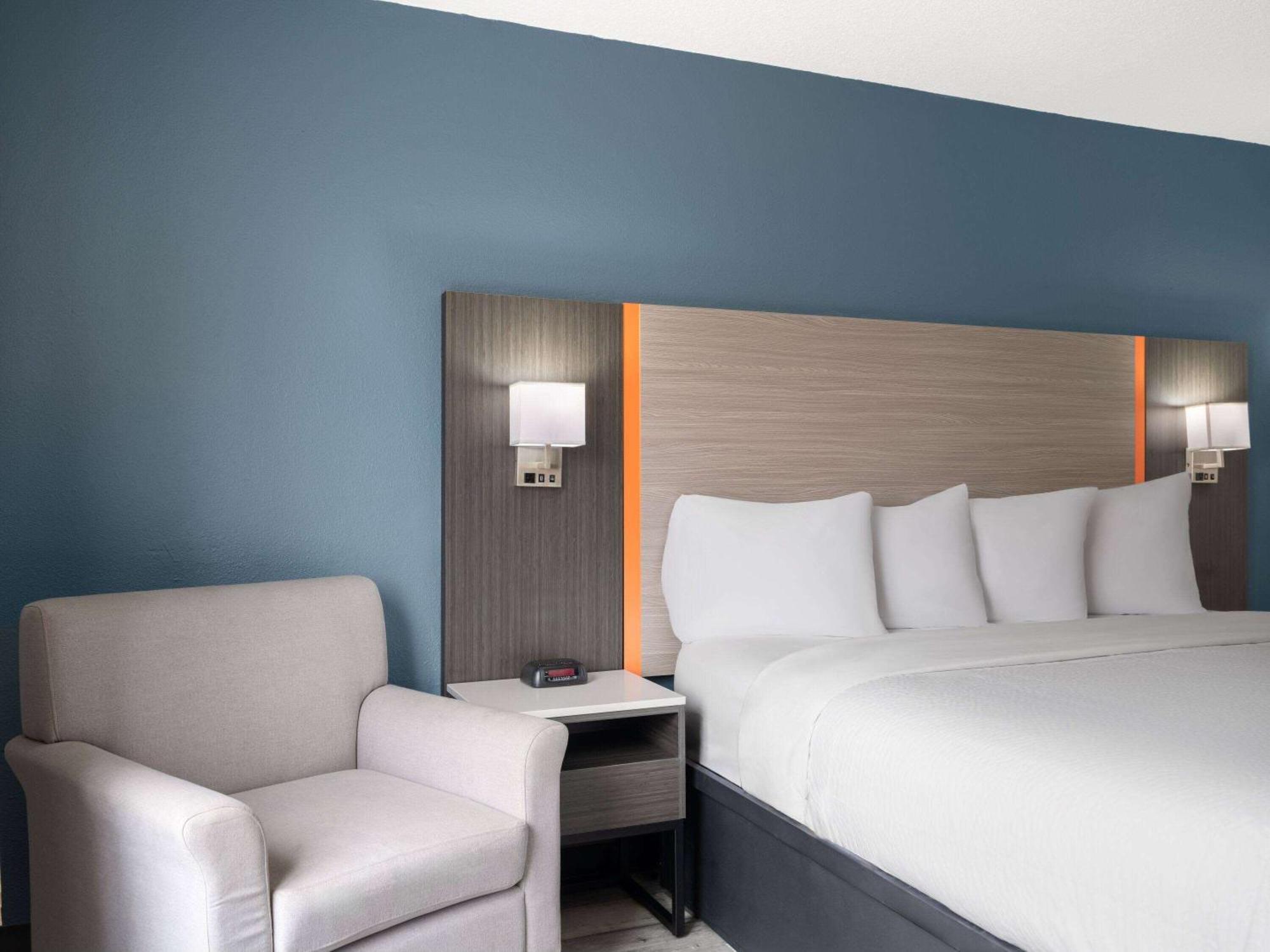 Baymont By Wyndham Indianapolis East Hotel Luaran gambar